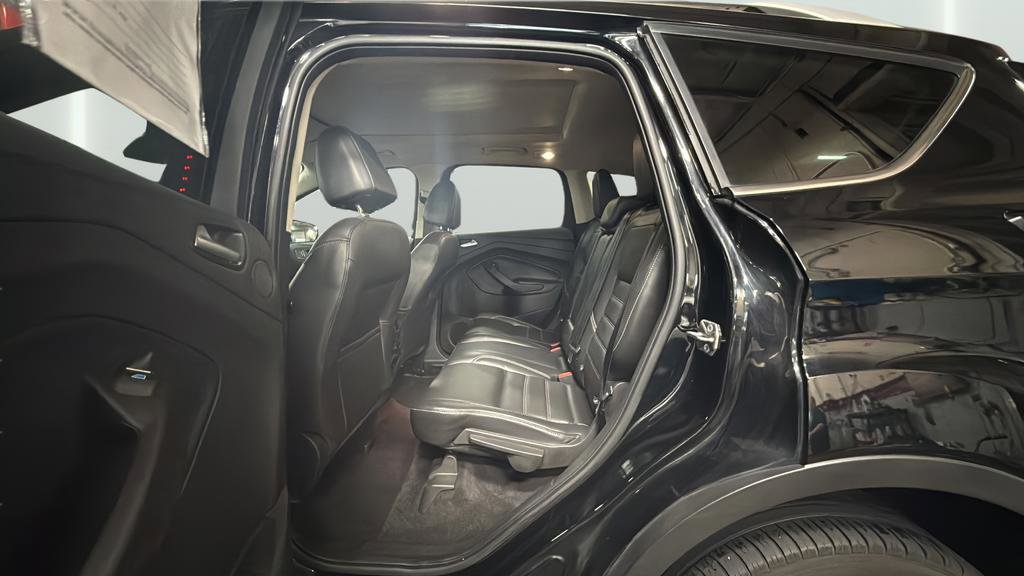 Used 2017 Ford Escape Titanium w/ Equipment Group 301A image 32