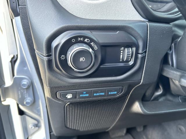 Used 2024 Jeep Wrangler Unlimited Sahara AWD/4WD image 21