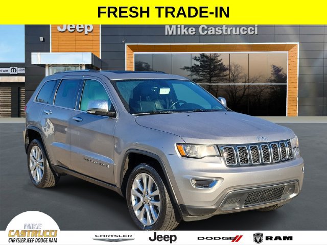 Used 2017 Jeep Grand Cherokee Limited AWD/4WD image 1