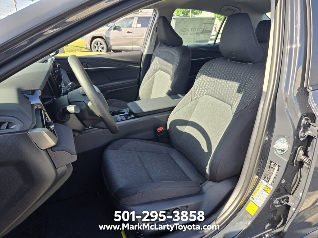 New 2026 Toyota Camry LE w/ Convenience Package FWD image 7