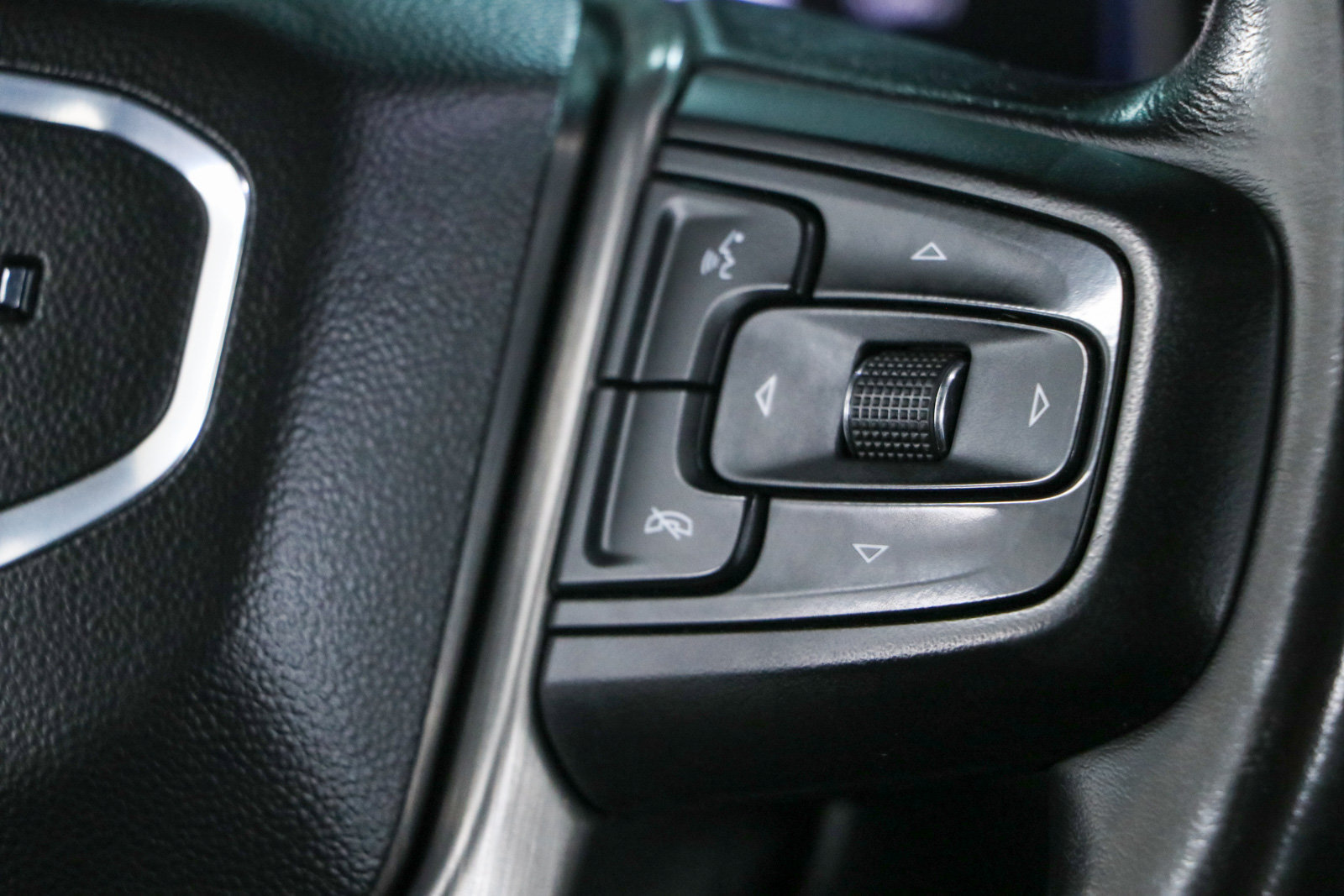 Used 2022 GMC Sierra 2500 Denali AWD/4WD image 15
