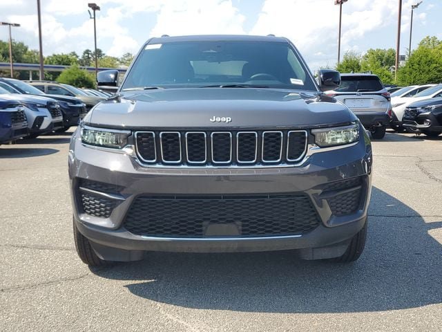 New 2026 Jeep Grand Cherokee Laredo X RWD image 2