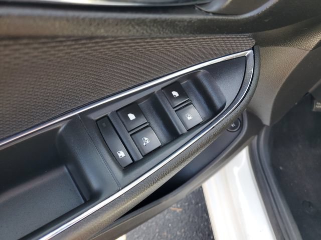 Certified 2017 Chevrolet Cruze LT w/ Convenience Package FWD image 21