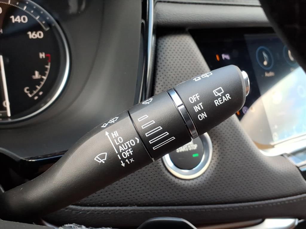 New 2025 Cadillac XT5 Premium Luxury w/ LPO, Floor Liner Package image 15