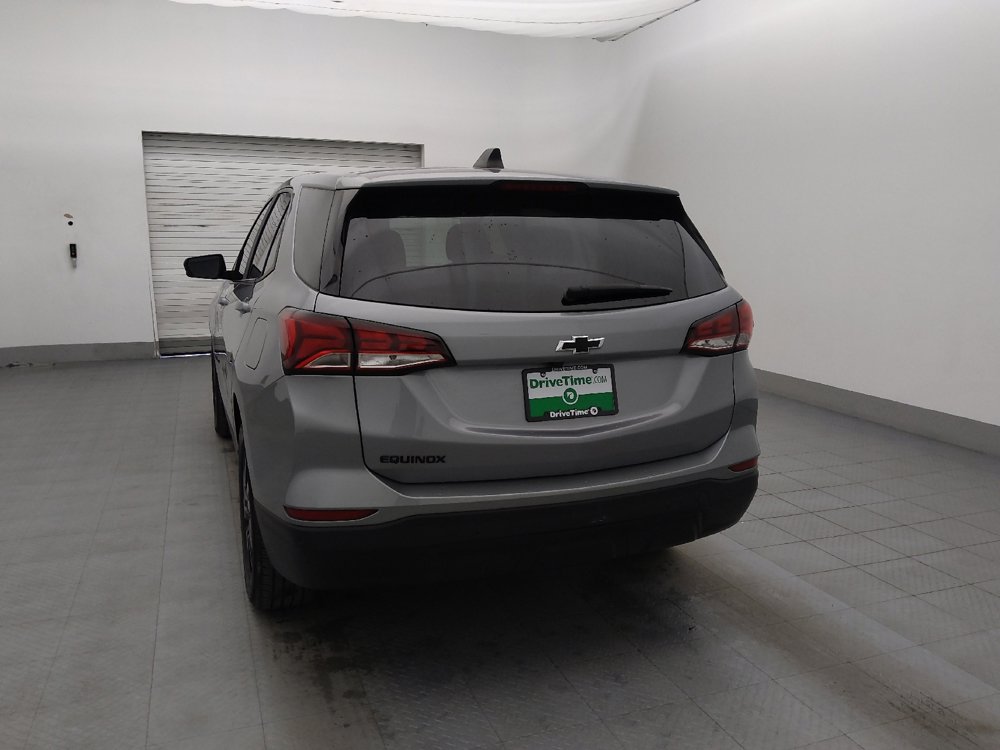 Used 2024 Chevrolet Equinox LS w/ LS Convenience Package image 6