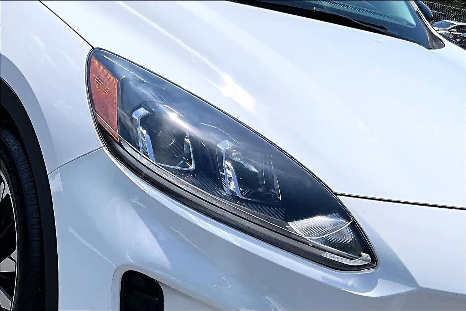Used 2021 Ford Escape SE w/ SE Sport Appearance Package FWD image 27