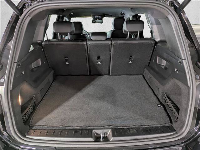 Used 2025 Mercedes-Benz GLB 250 image 10