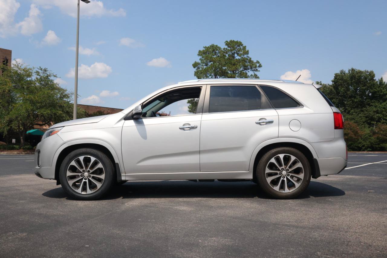 Used 2014 Kia Sorento SX w/ 3rd Row Package FWD image 2