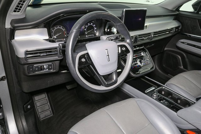 Used 2022 Lincoln Corsair AWD w/ Premium Package image 22