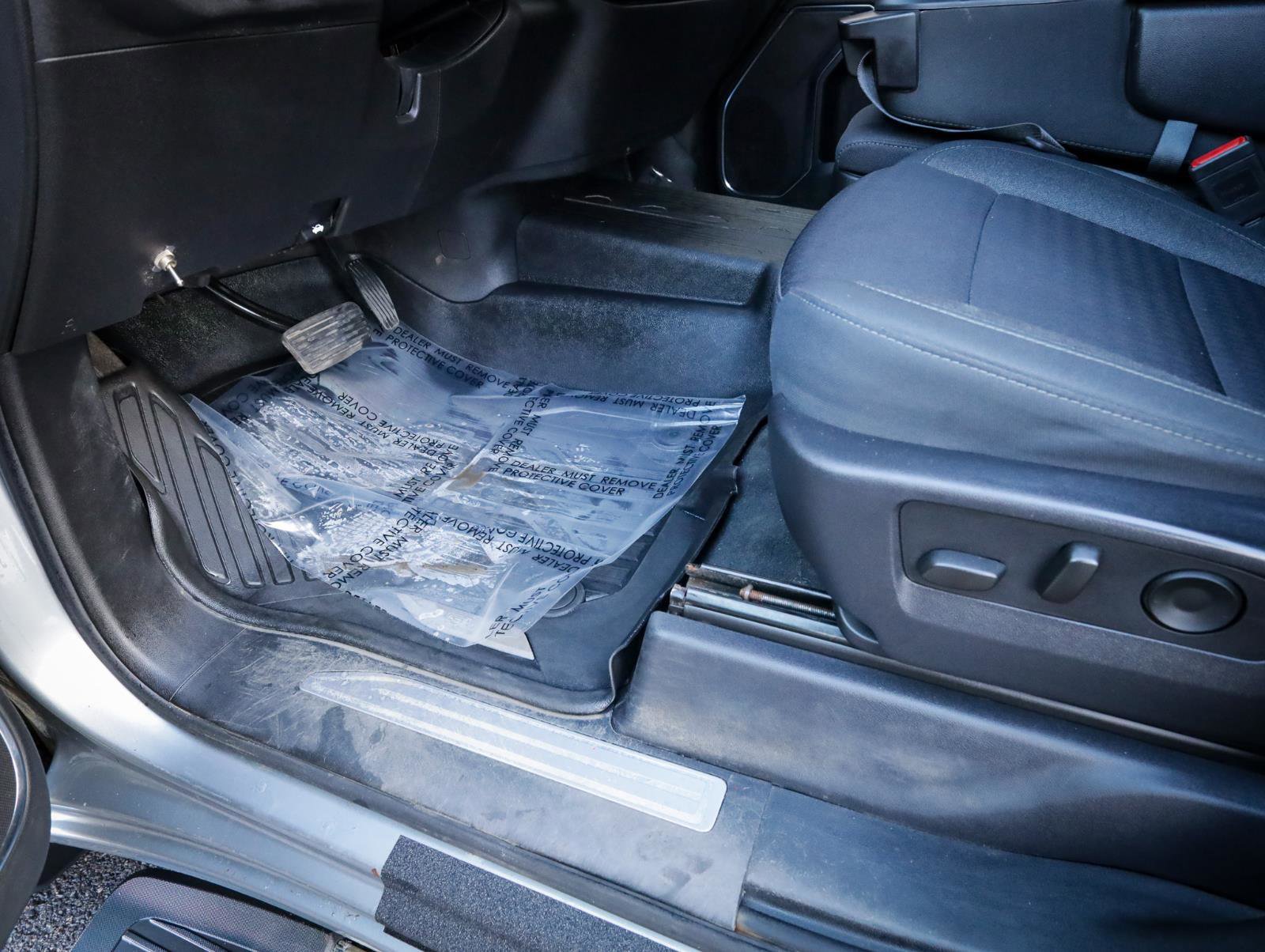 Used 2023 GMC Sierra 1500 SLE image 14