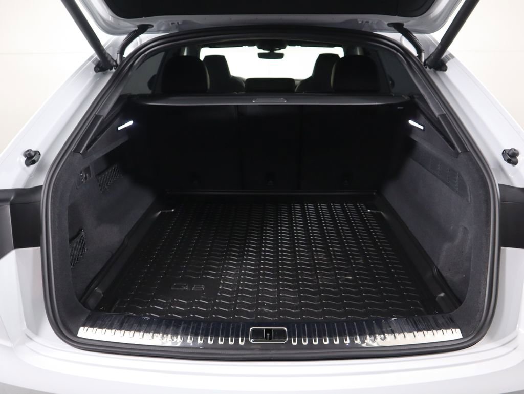 New 2025 Audi RS Q8 performance image 29