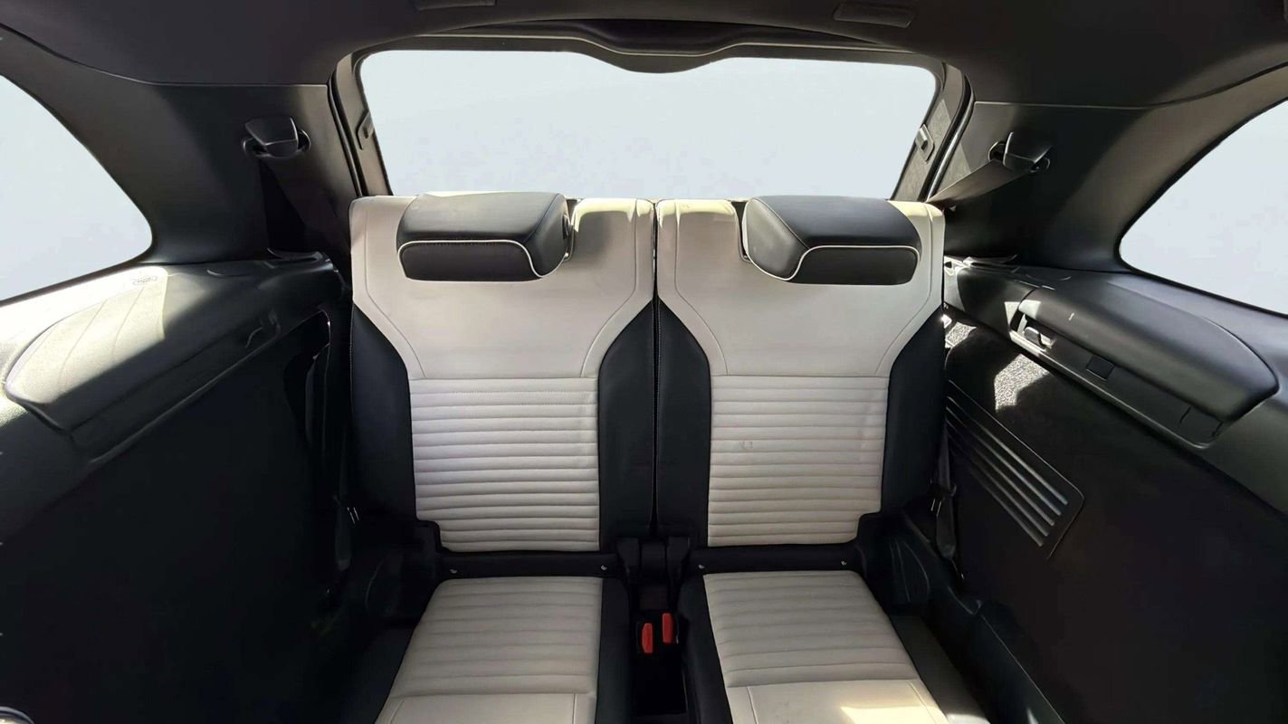 Used 2022 Land Rover Discovery HSE R-Dynamic image 20