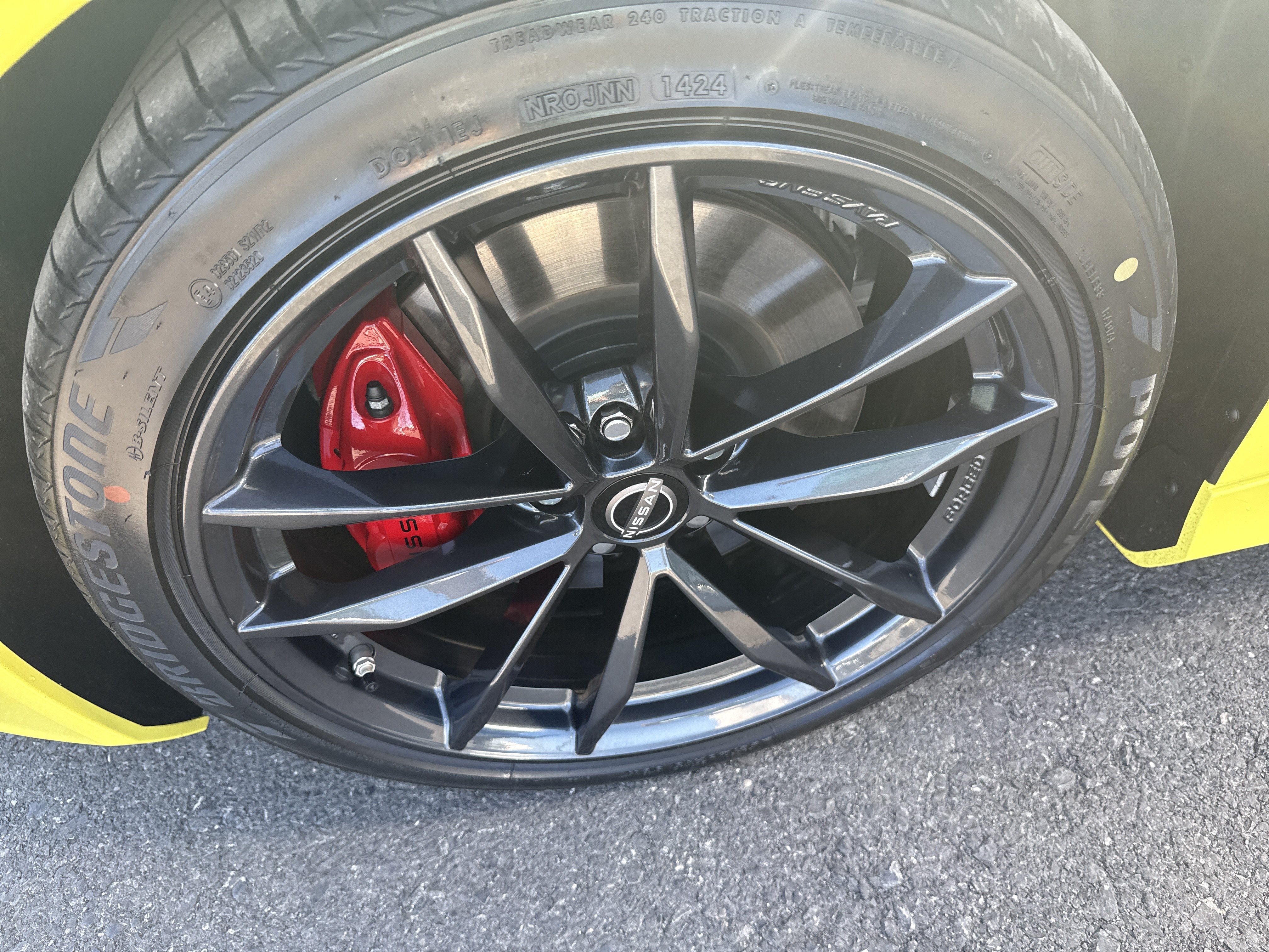 Used 2024 Nissan Z Performance w/ Floor Mat Package RWD image 10