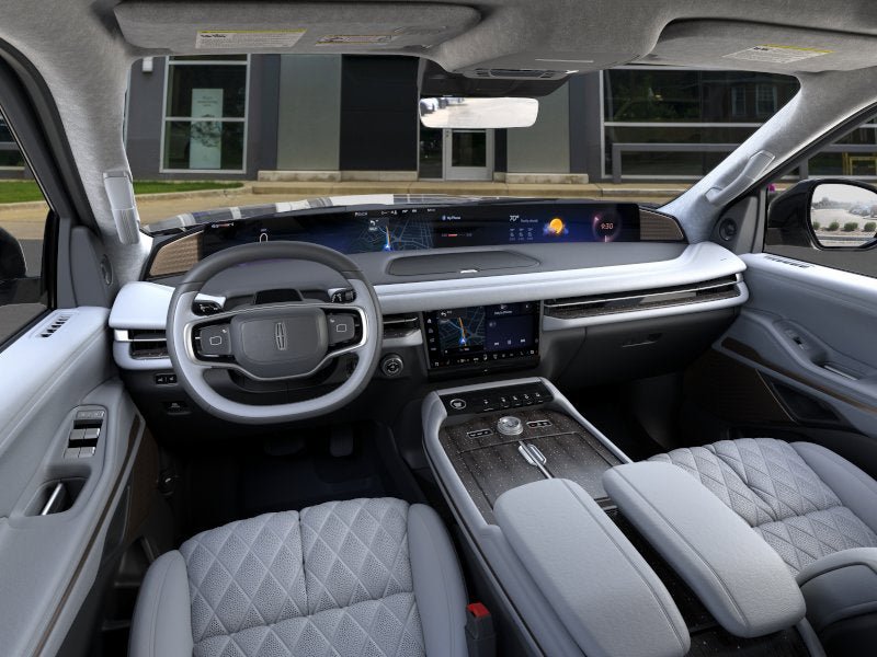New 2026 Lincoln Navigator L Black Label AWD/4WD image 9