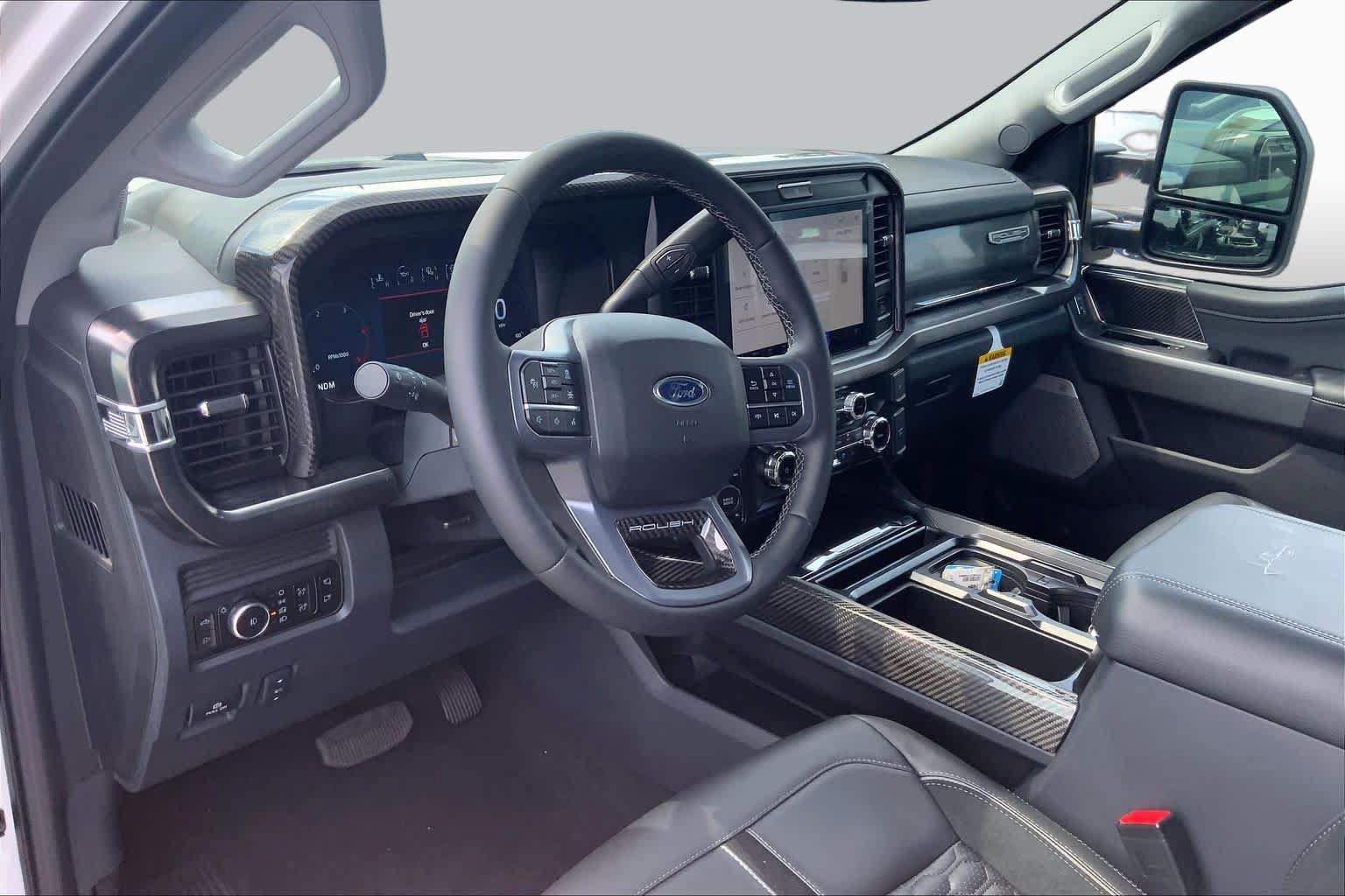 New 2026 Ford F250 Lariat w/ Black Appearance Package AWD/4WD image 8