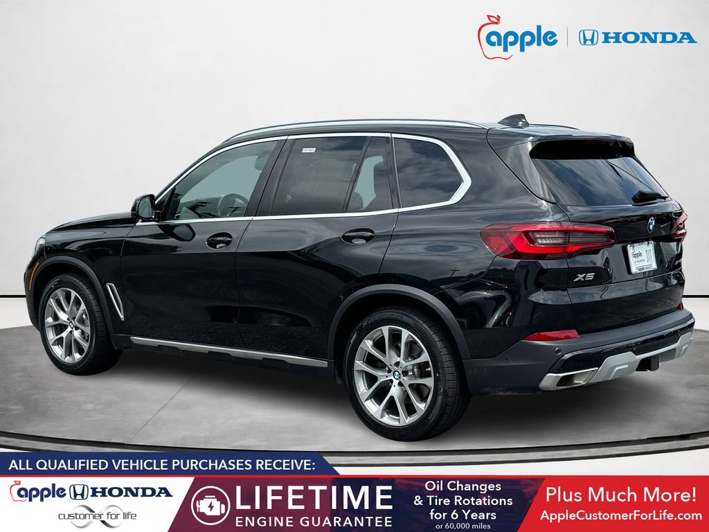Used 2023 BMW X5 xDrive40i w/ Premium Package AWD/4WD image 4