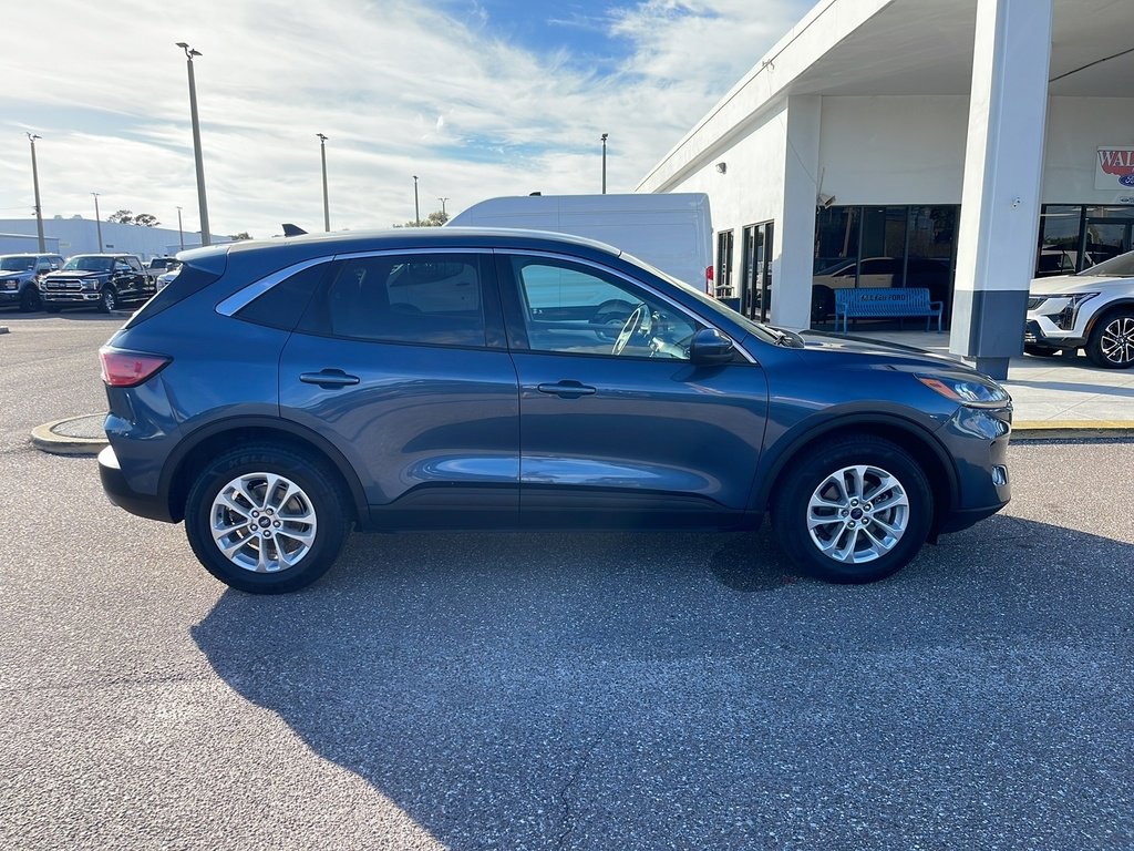 Certified 2020 Ford Escape SE image 5