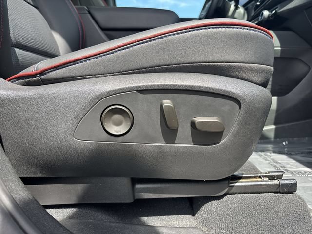 Certified 2025 Chevrolet Silverado EV RST AWD/4WD image 22