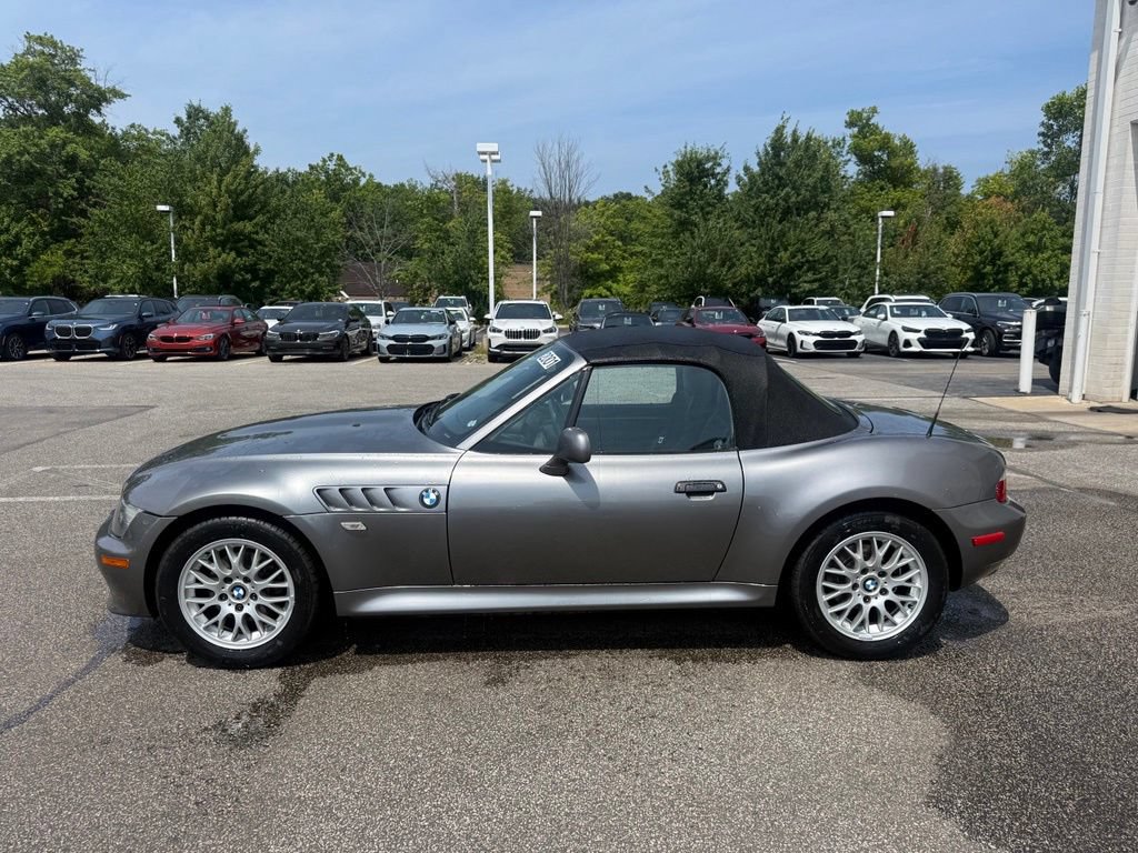 Used 2001 BMW Z3 2.5i RWD image 2