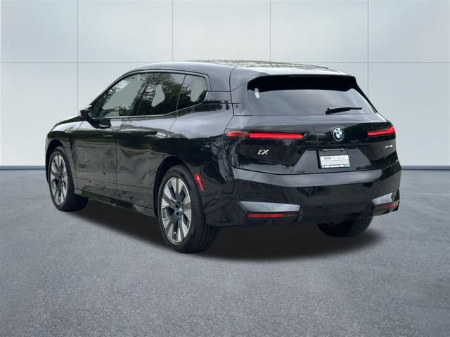 Used 2026 BMW iX xDrive60 AWD/4WD image 9