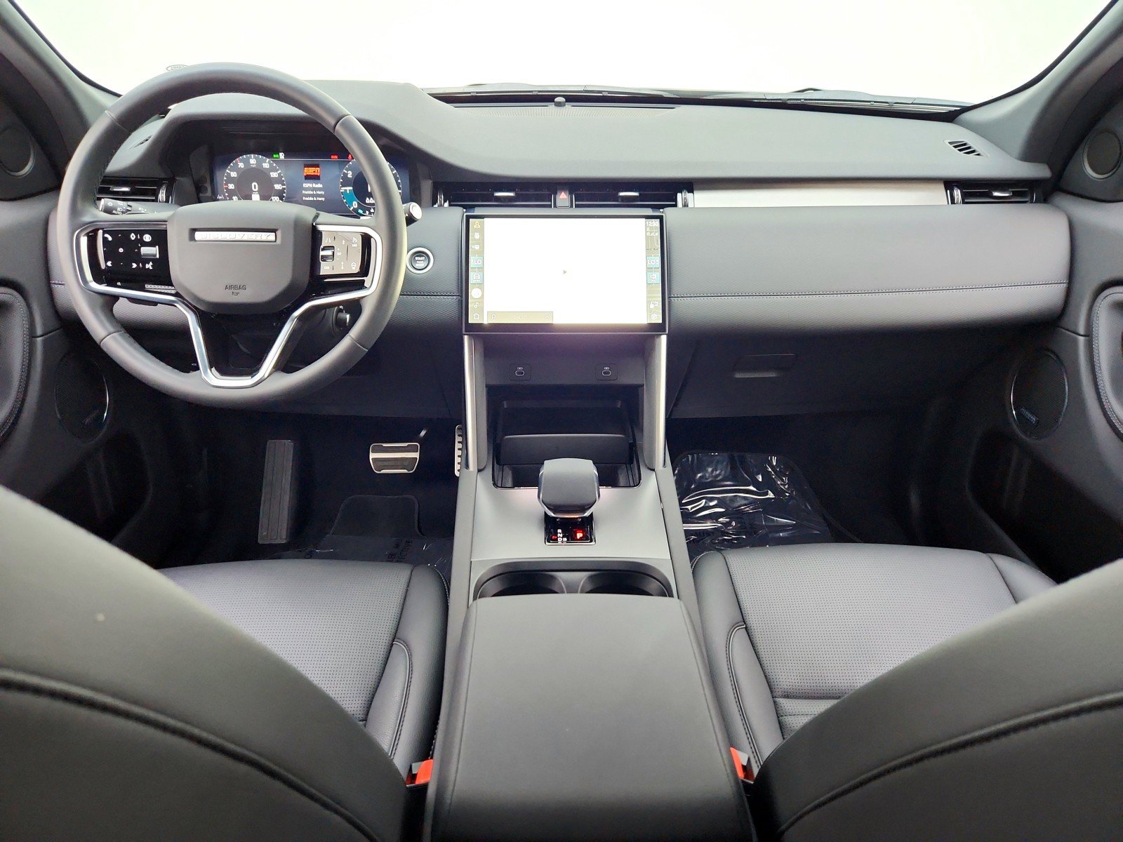 Used 2024 Land Rover Discovery Sport Dynamic SE AWD/4WD image 24