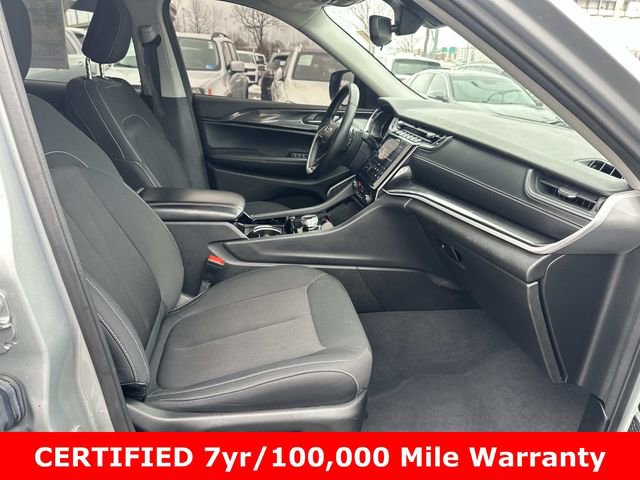 Used 2022 Jeep Grand Cherokee Laredo w/ Luxury Tech Group I image 10