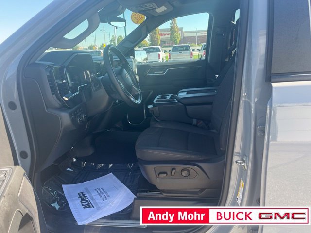 Used 2024 Chevrolet Silverado 1500 LT AWD/4WD image 20