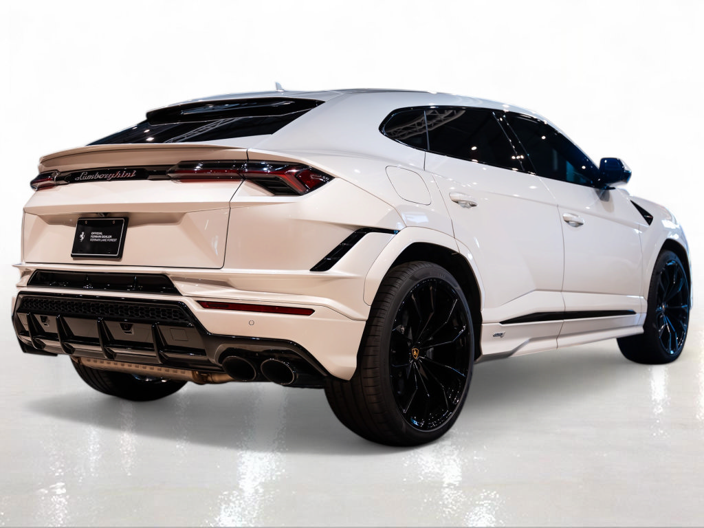 Used 2023 Lamborghini Urus S AWD/4WD image 10
