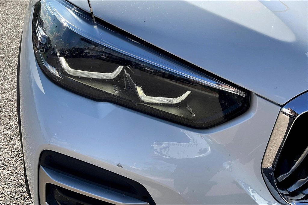 Used 2022 BMW X5 xDrive40i w/ Premium Package image 29