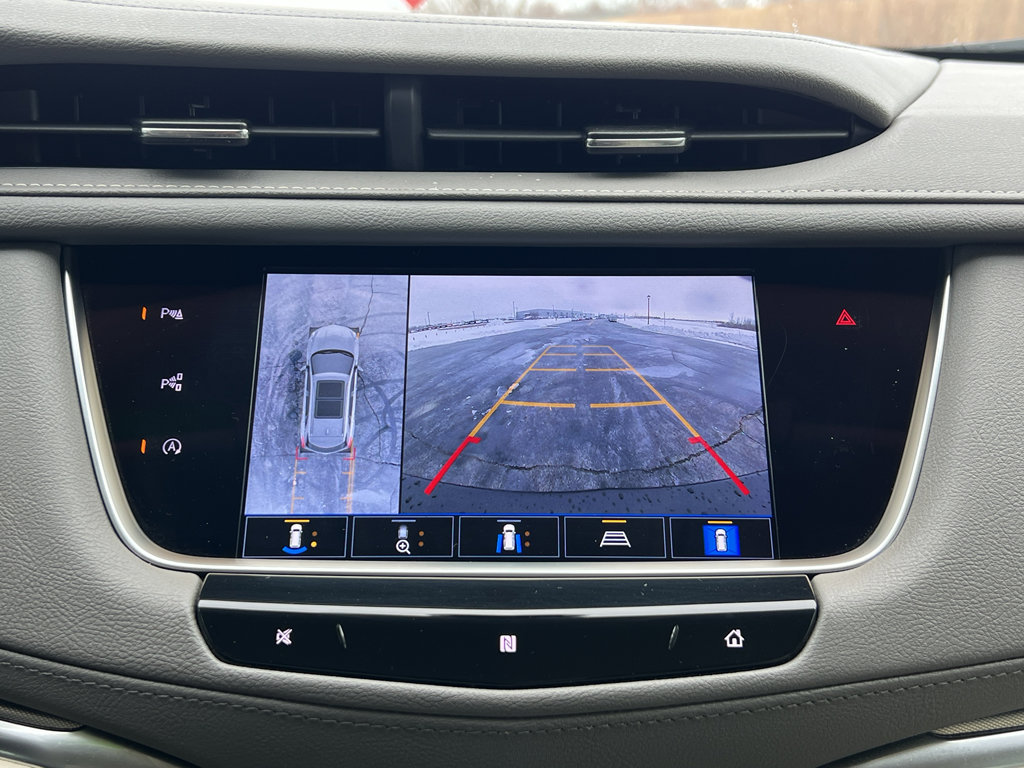 Used 2021 Cadillac XT5 Premium Luxury image 29