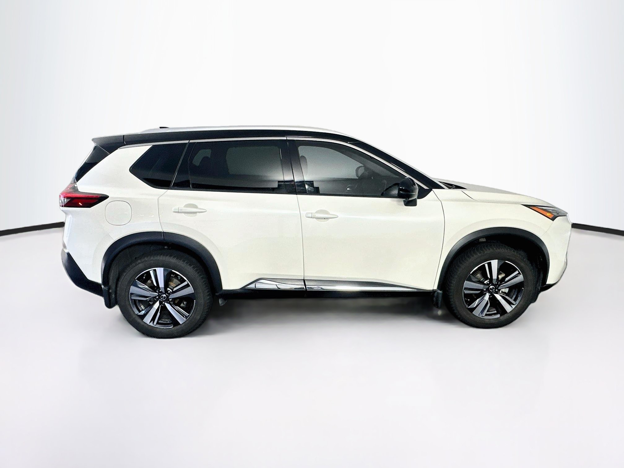 Used 2021 Nissan Rogue SL FWD image 10