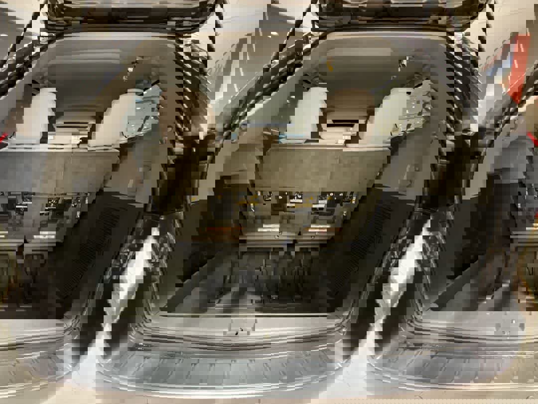 Used 2017 Toyota Sienna XLE image 27