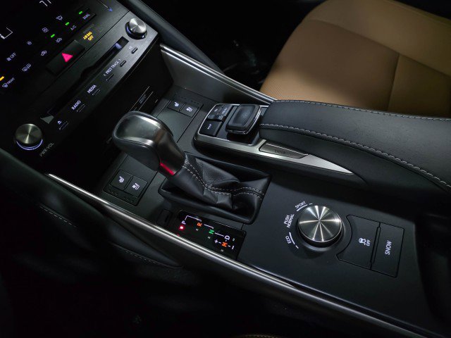 Used 2018 Lexus IS 300 w/ Comfort Package image 28