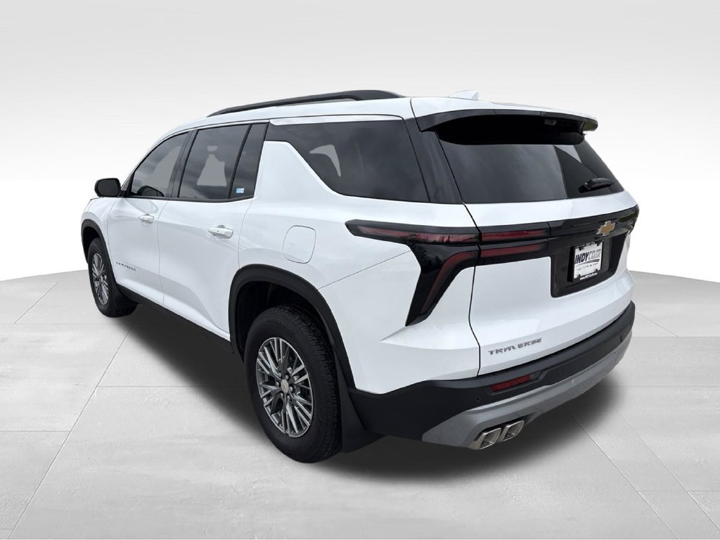 Used 2026 Chevrolet Traverse LT w/ Driver Confidence Package FWD image 7