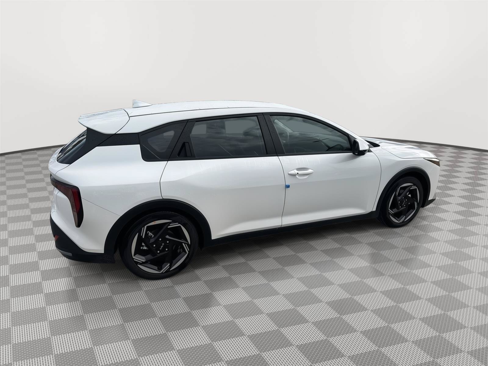 New 2026 Kia K4 GT-Line Turbo FWD image 4