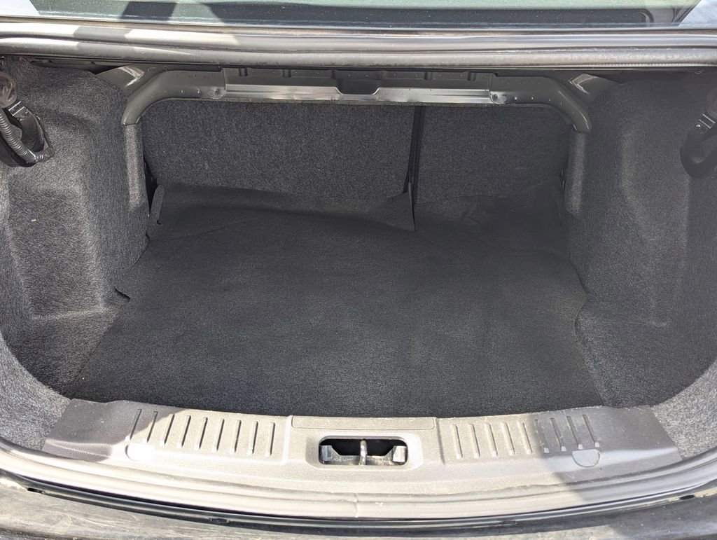 Used 2017 Ford Fiesta SE FWD image 22