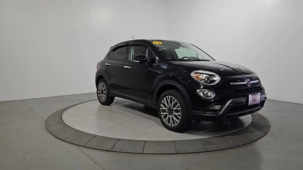 Used 2016 FIAT 500X Trekking image 8