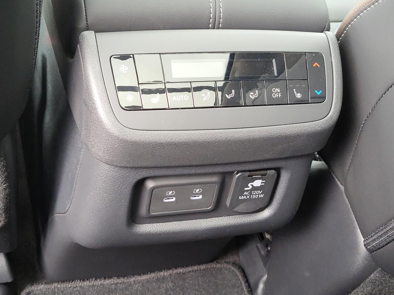 New 2026 Nissan Pathfinder Platinum FWD image 19
