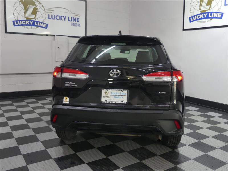 Used 2023 Toyota Corolla Cross L AWD/4WD image 8