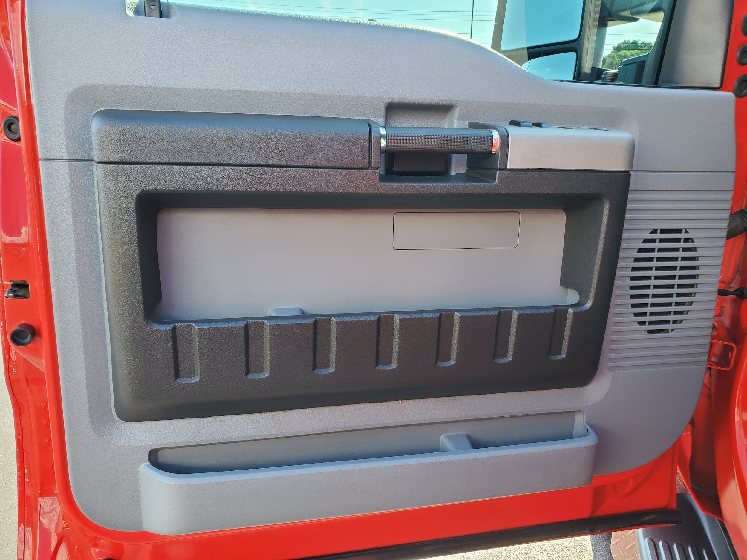 Used 2016 Ford F350 XLT w/ XLT Value Package AWD/4WD image 10