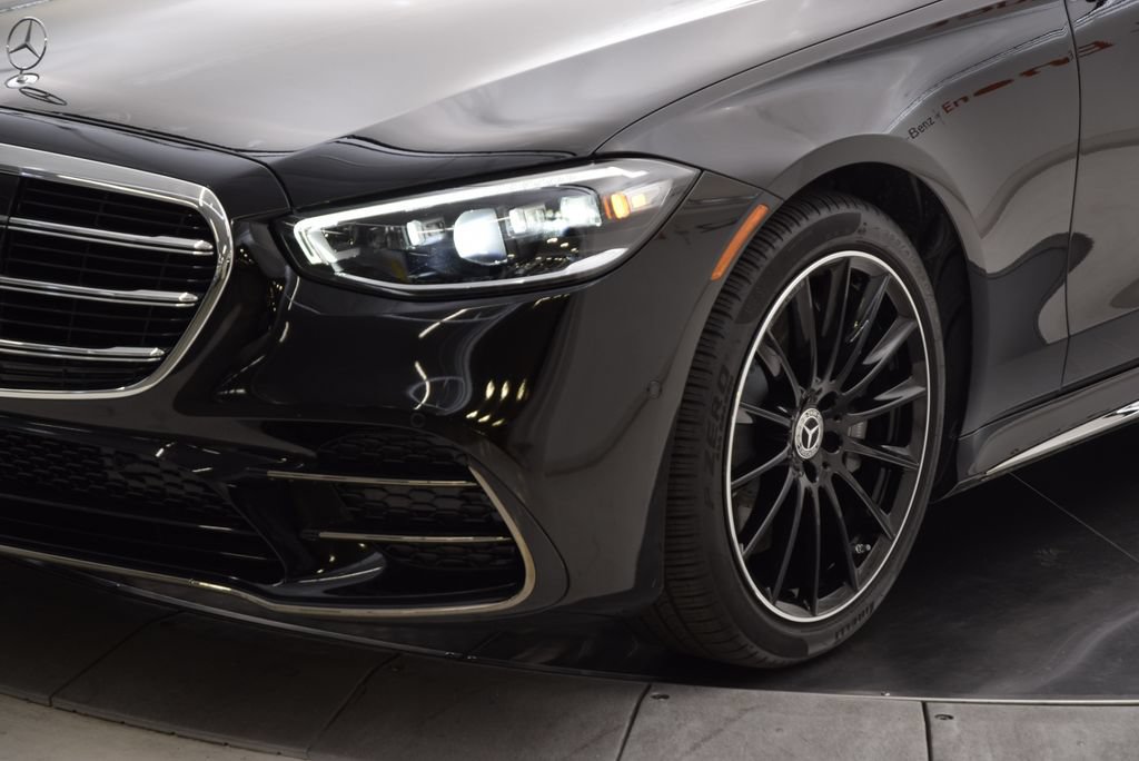 Used 2025 Mercedes-Benz S 580e 4MATIC Sedan image 10