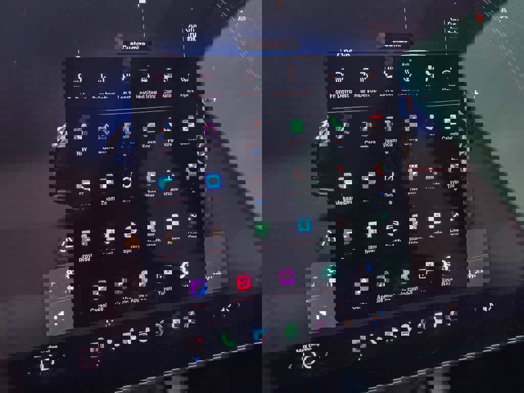 Used 2024 Tesla Model Y Long Range image 20