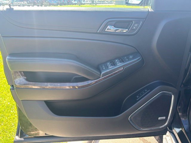 Used 2018 Chevrolet Suburban LT AWD/4WD image 11