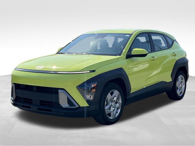 Used 2024 Hyundai Kona SE image 3
