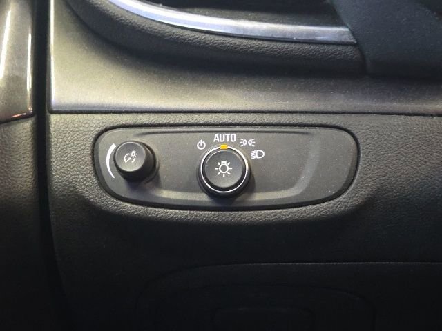 Used 2018 Buick Encore Preferred image 25