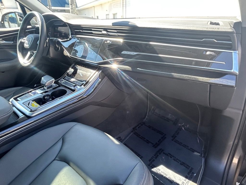 Used 2025 Audi Q7 3.0T Premium Plus image 25