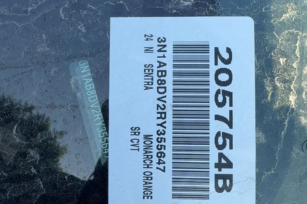 Used 2024 Nissan Sentra SR FWD image 19