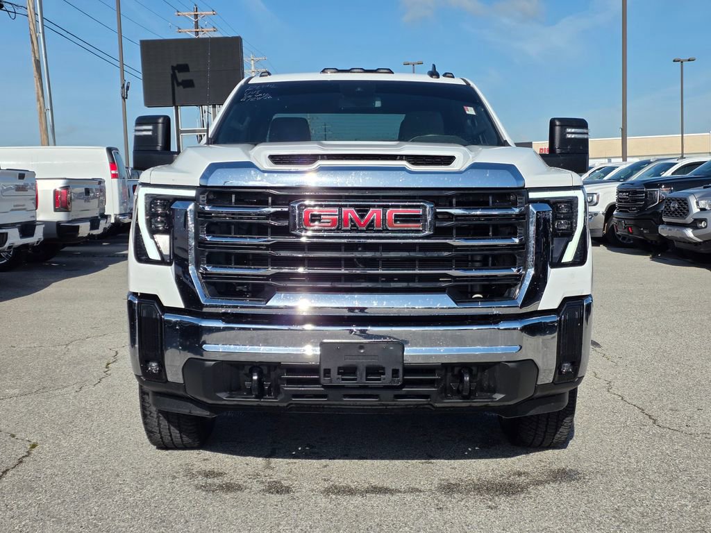 Used 2024 GMC Sierra 2500 SLE w/ SLE Value Package; AWD/4WD image 2