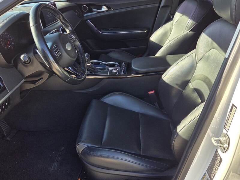 Used 2019 Kia Stinger image 9