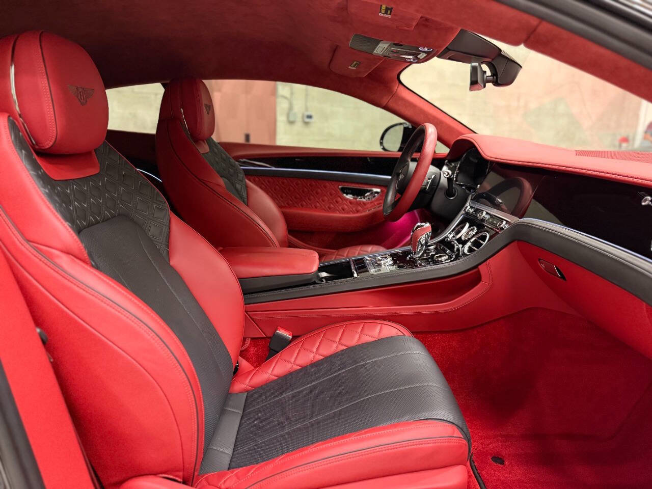 Used 2021 Bentley Continental GT image 24